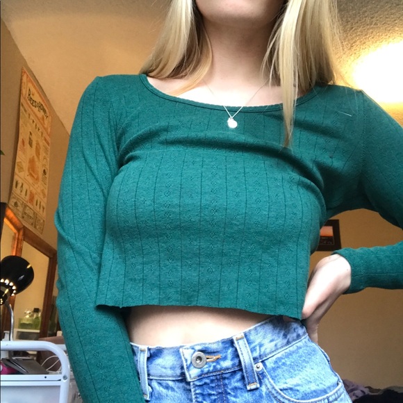 Old Navy Tops - Detailed Long Sleeve 🎉3 for $15🎉